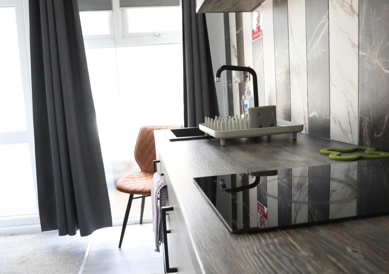 Cb Stays - Private Rooms With Ensuite And Kitchenette In Peterborough Zewnętrze zdjęcie