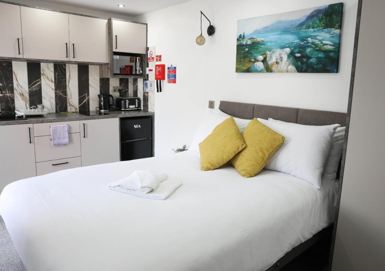 Cb Stays - Private Rooms With Ensuite And Kitchenette In Peterborough Zewnętrze zdjęcie