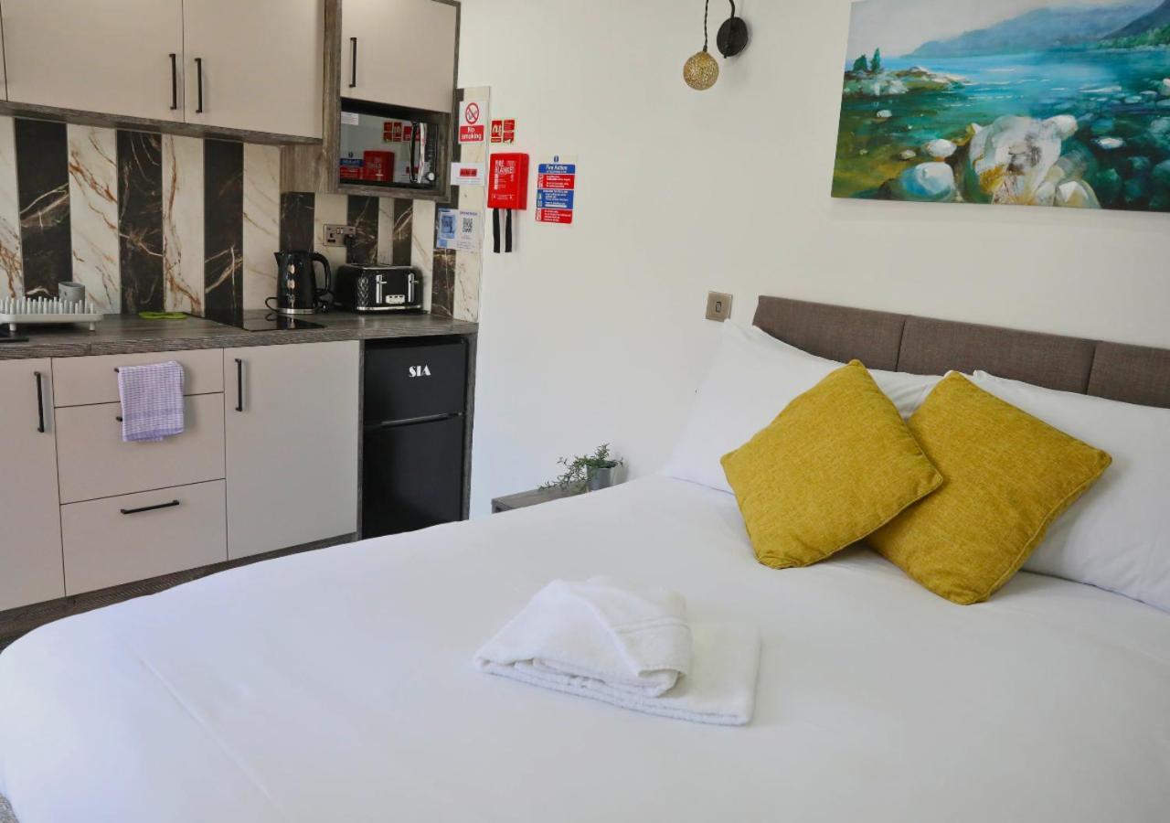 Cb Stays - Private Rooms With Ensuite And Kitchenette In Peterborough Zewnętrze zdjęcie